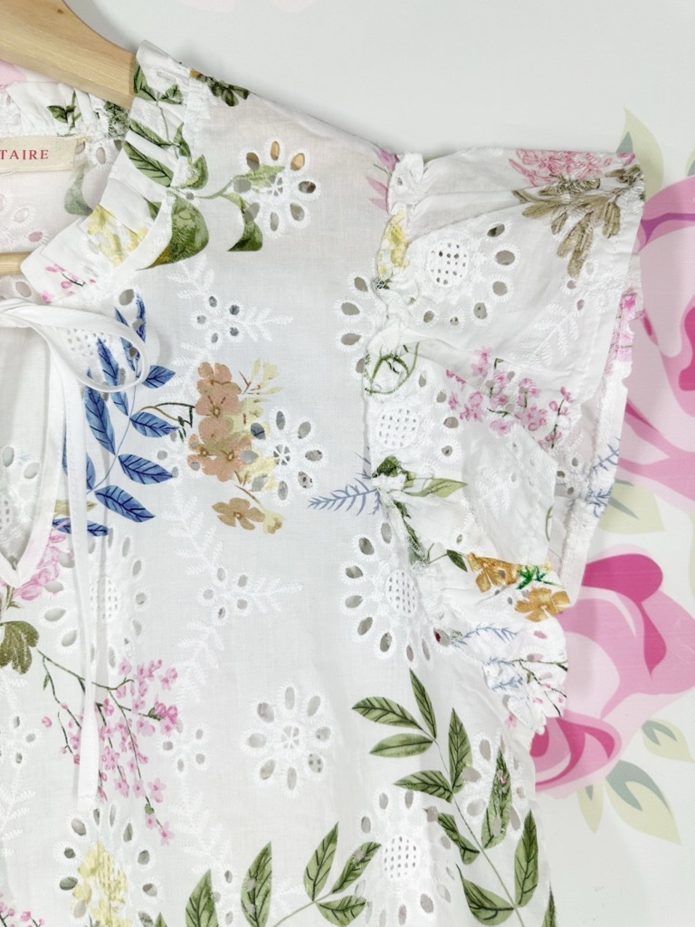 Solitaire White Eyelet Floral Tie-Neck Flutter-Sleeve Summer Spring Blouse S - Picture 2 of 7